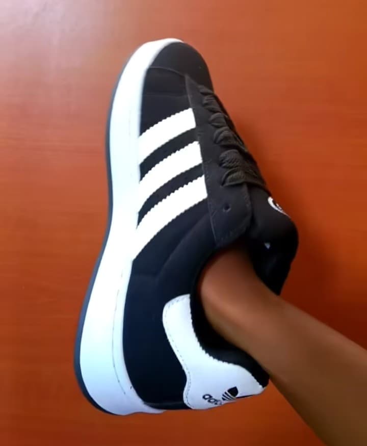 Classic Suede Low-Top