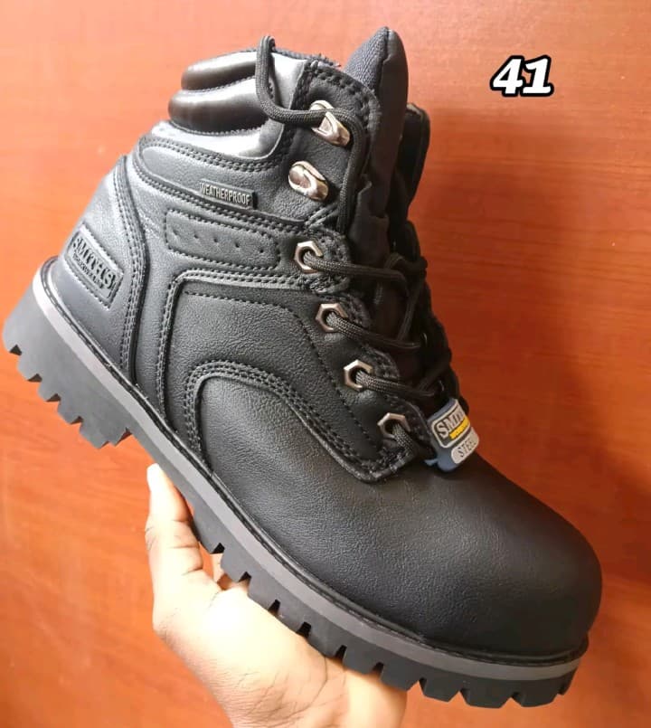 BOOTS