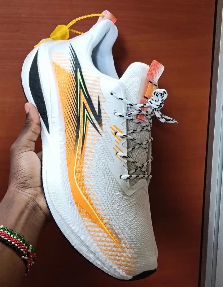 Athletic Mesh Running Shoe
